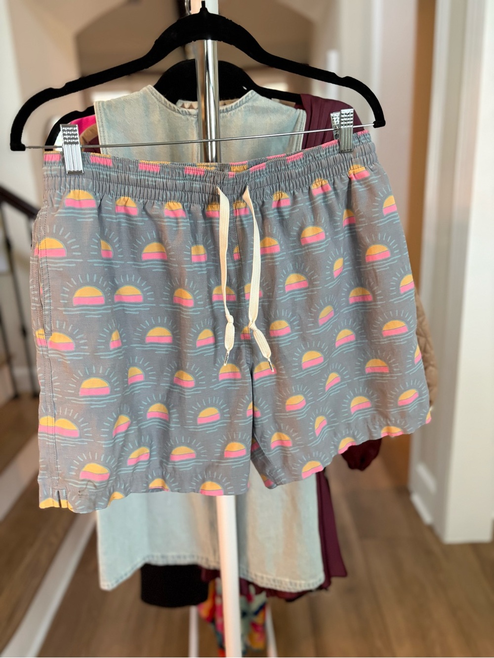 chubbies Gray Swim Trunks with Pink and Yellow Sunrise Print